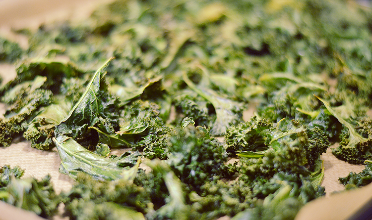 Kale Chips via bananabloom.com