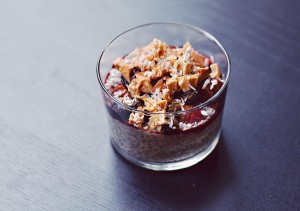 Healthy Chia Pudding Berry Delight | http://BananaBloom.com #chiapudding #chia #healthy #dessert #rawfood