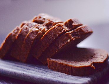 Gluten Free Vegan Banana Bread | http://BananaBloom.com