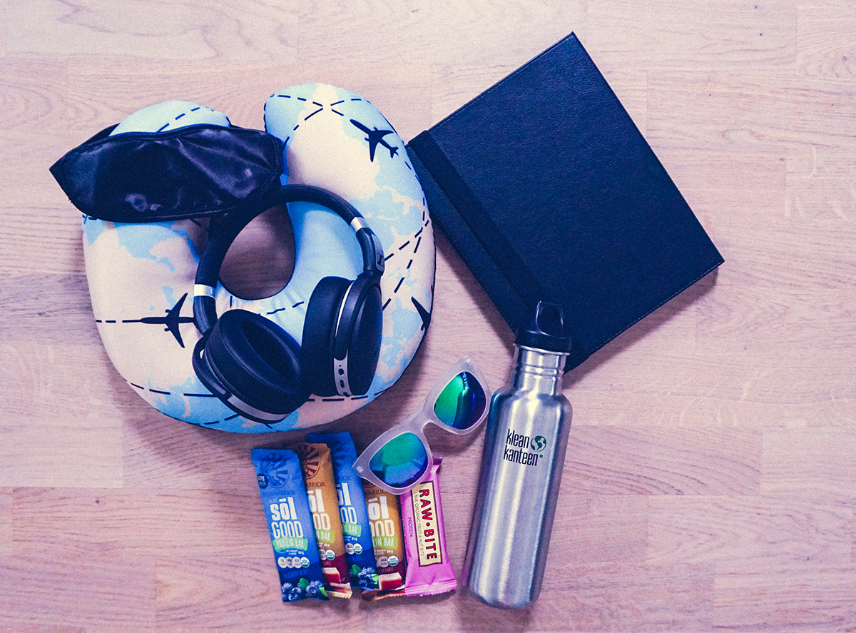 What's in my Carry-on When I Travel | http://BananaBloom.com