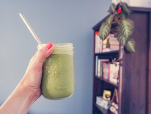 Iced Matcha Latte Shake | http://BananaBloom.com