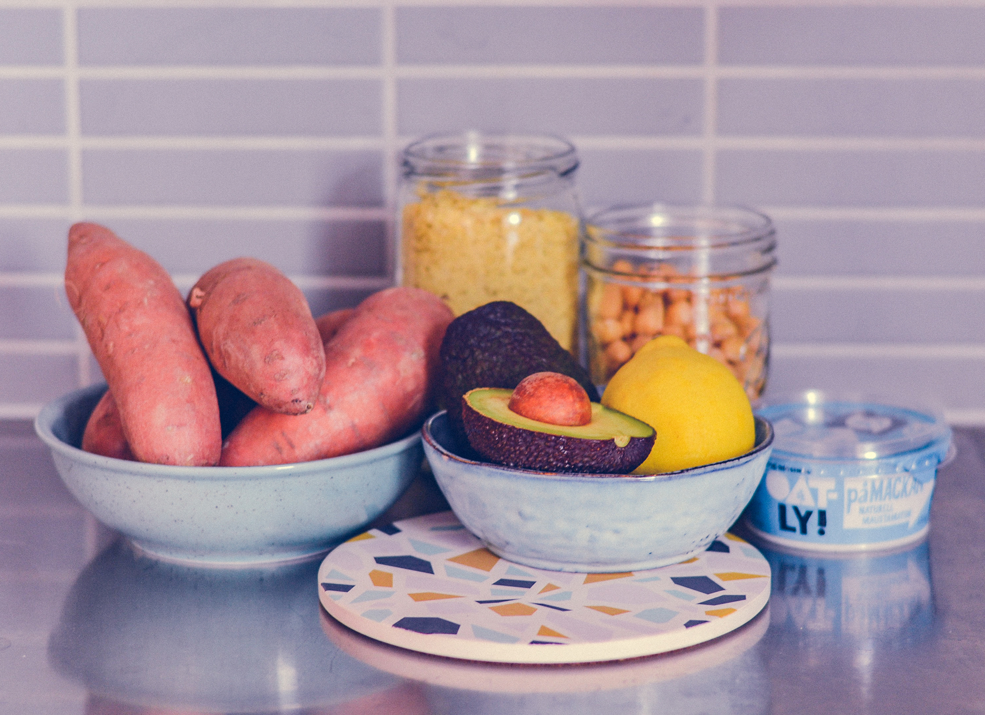 Sweet Potato Fries with Turmeric Guacamole | http://BananaBloom.com